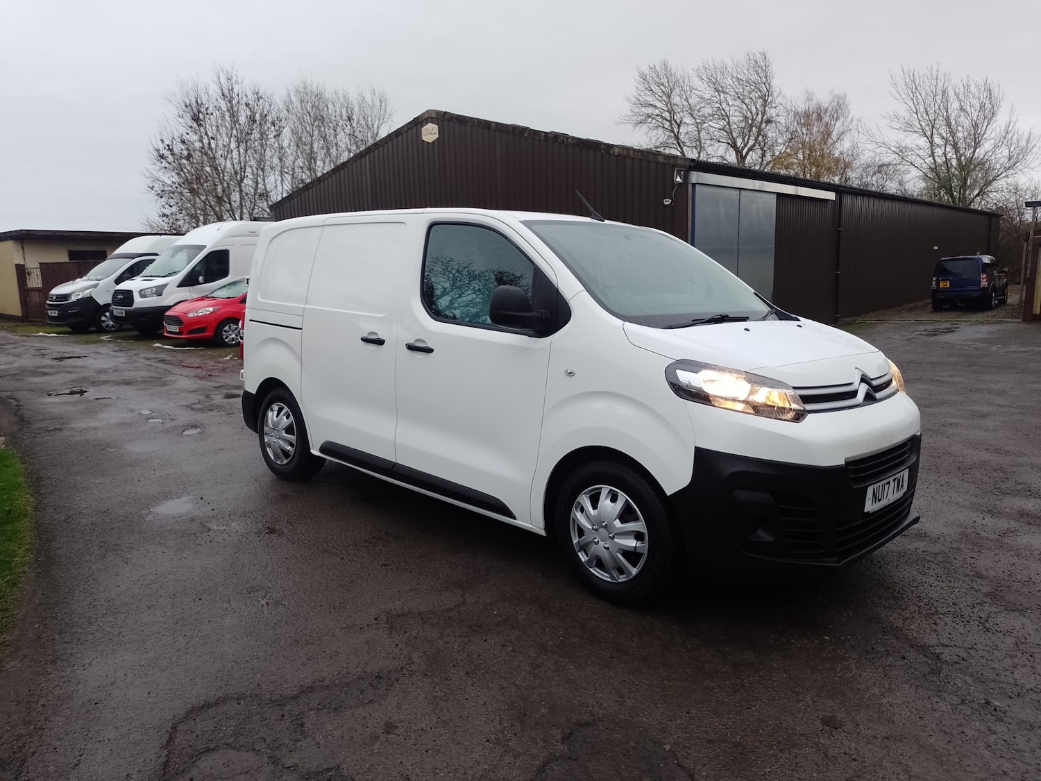 Used Citroen Dispatch 2017 for sale - 76693261: Photo 1