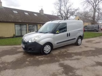 Used Vauxhall Combo 2017 for sale - 77902743: Photo