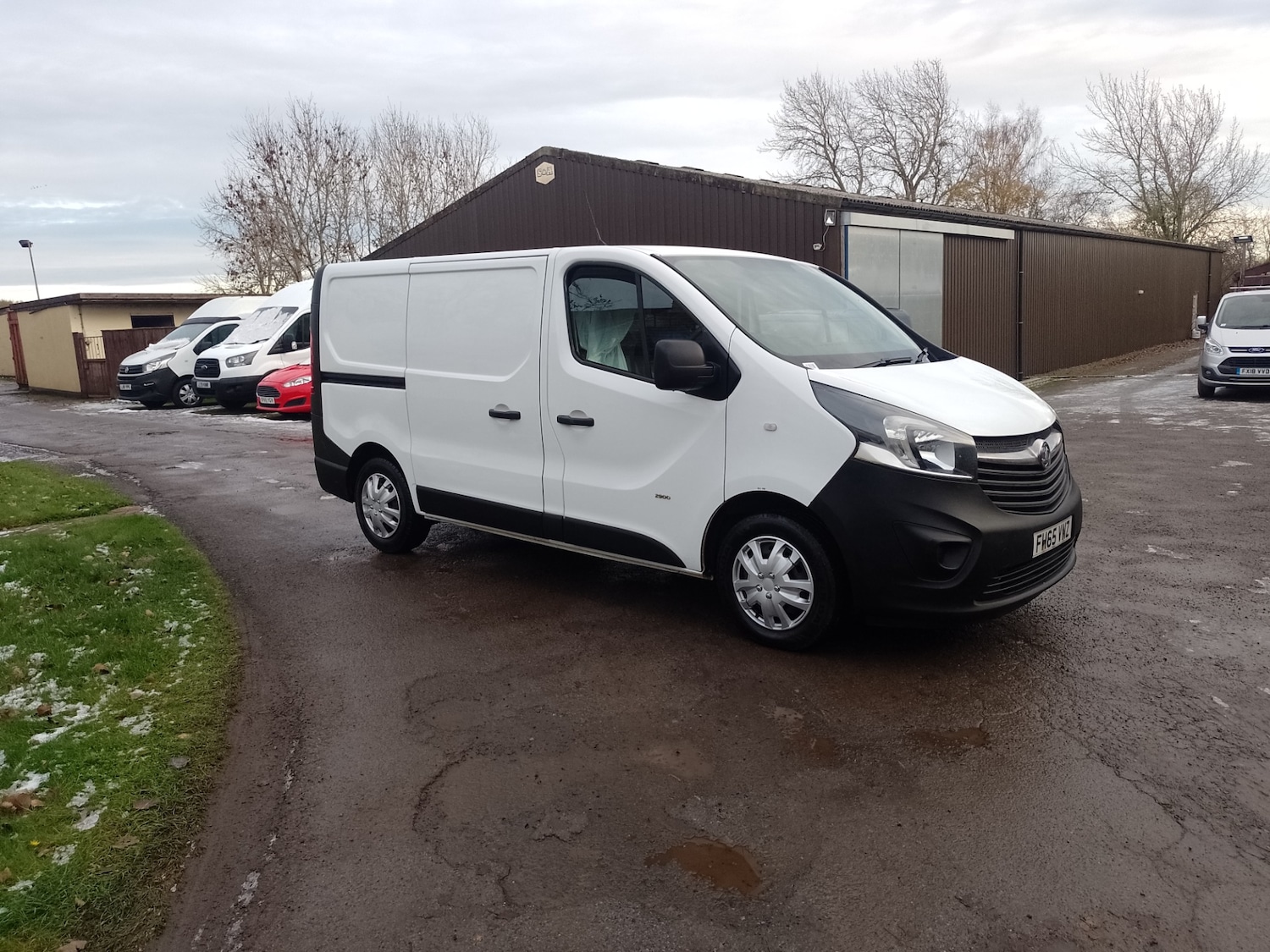 Used Vauxhall Vivaro 2016 for sale - 76663347: Photo 2