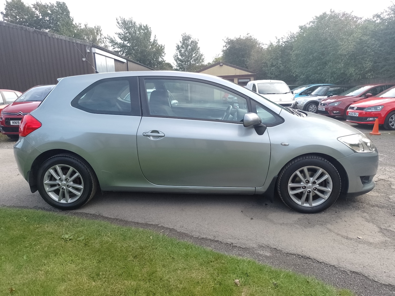 Used Toyota Auris 2009 for sale - 76492464: Photo 3