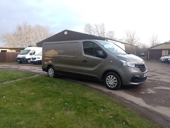 Renault Trafic feature image