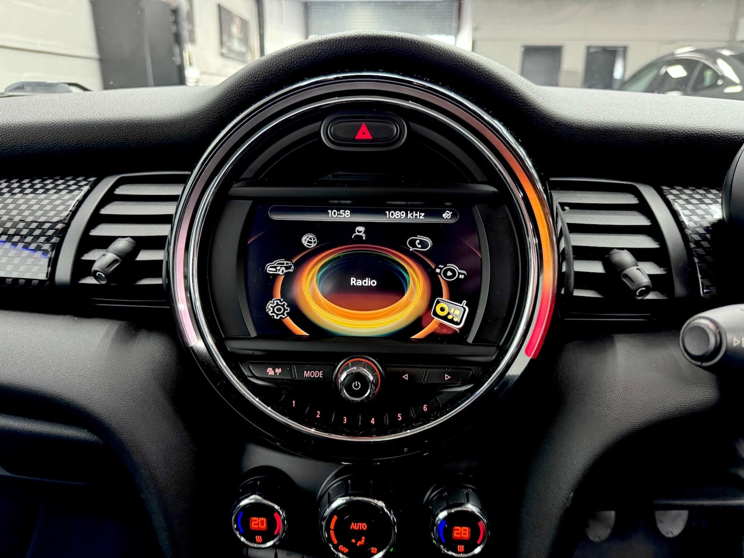 Used MINI Hatch 2016 for sale - 76408849: Photo 24