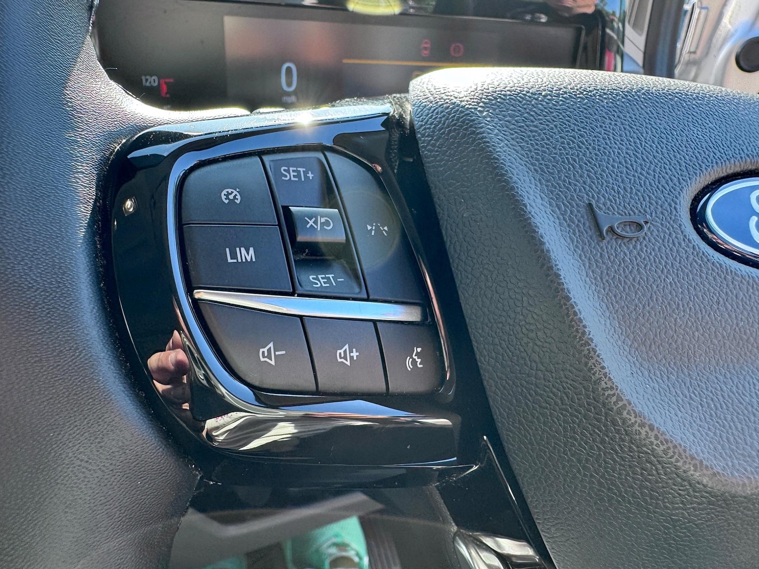 Used Ford Transit Custom 2024 for sale - 76990624: Photo 24