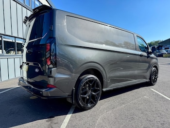 Used Ford Transit Custom 2024 for sale - 76990624: Photo