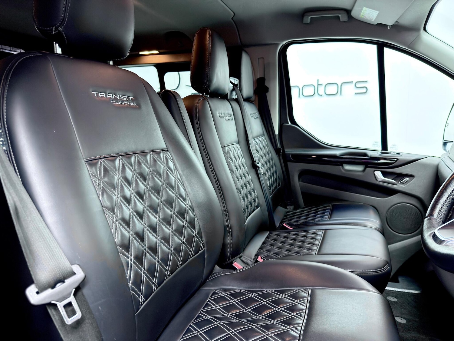 Used Ford Transit Custom 2020 for sale - 76644769: Photo 3