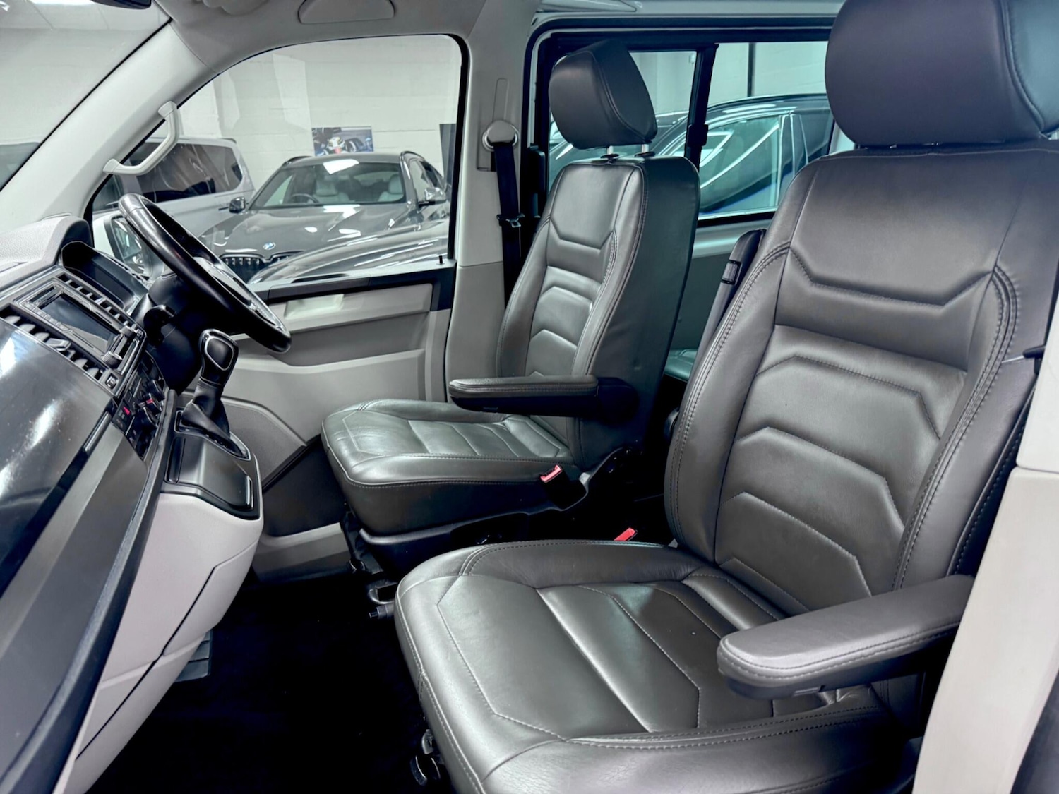 Used Volkswagen Transporter for sale - 77267104: Photo 4