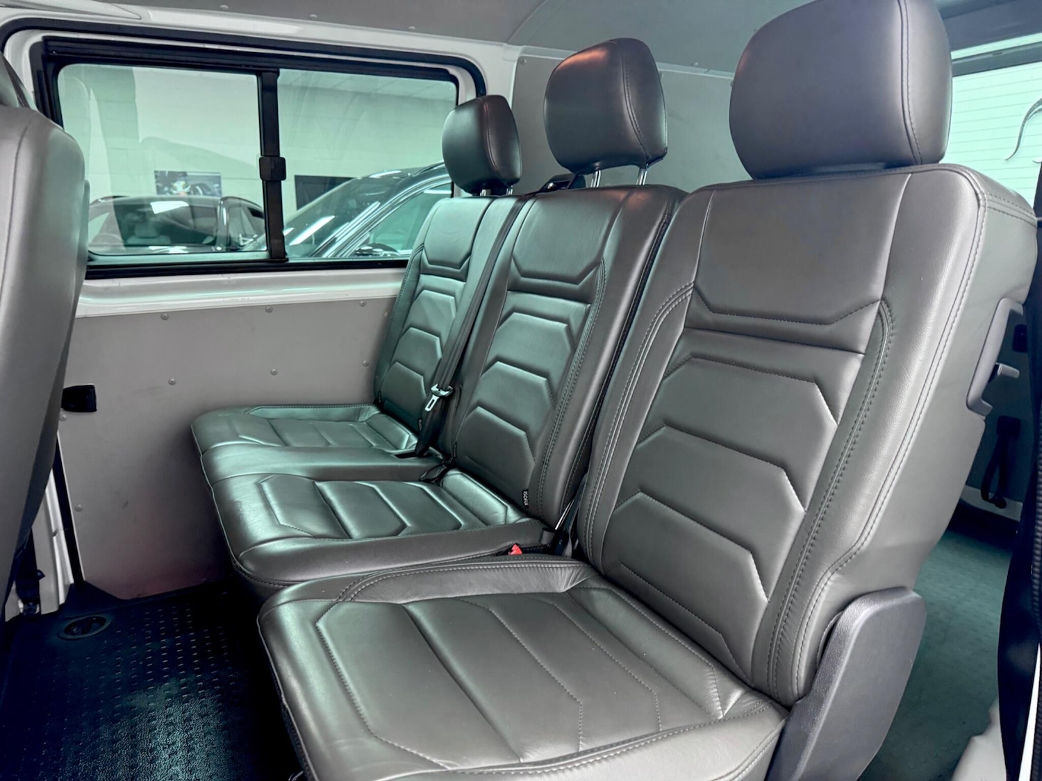 Used Volkswagen Transporter for sale - 77267104: Photo 40