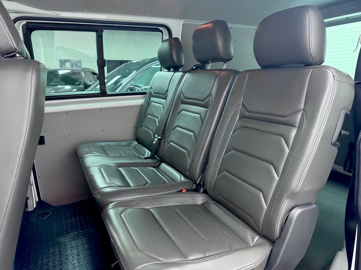 Used Volkswagen Transporter for sale - 77267104: Photo 8