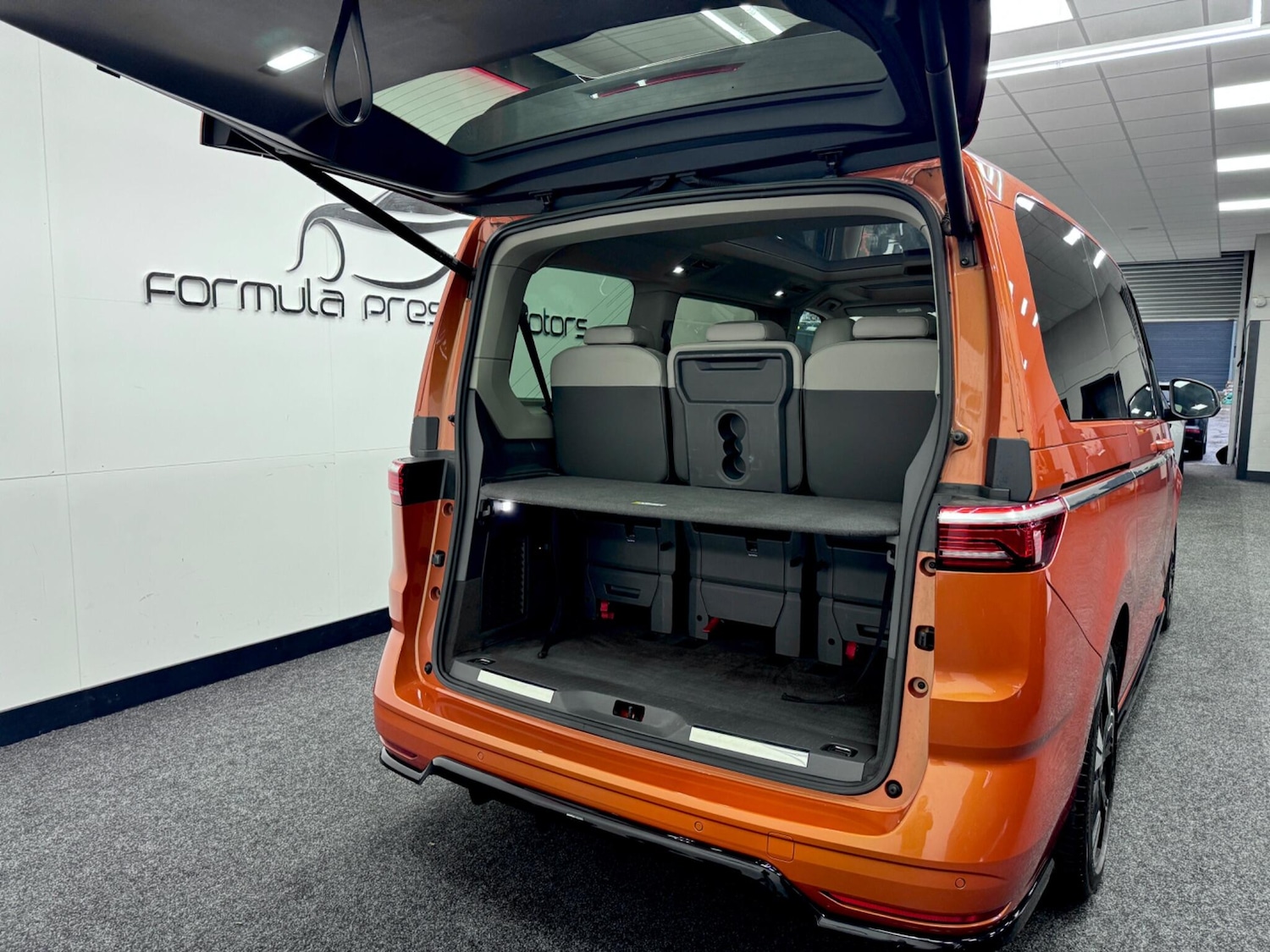 Used Volkswagen Multivan 2023 for sale - 77163242: Photo 24