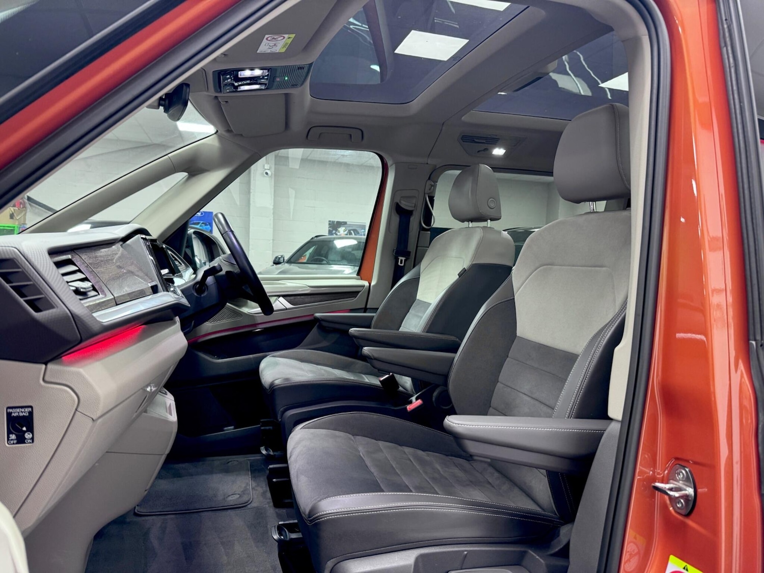 Used Volkswagen Multivan 2023 for sale - 77163242: Photo 33