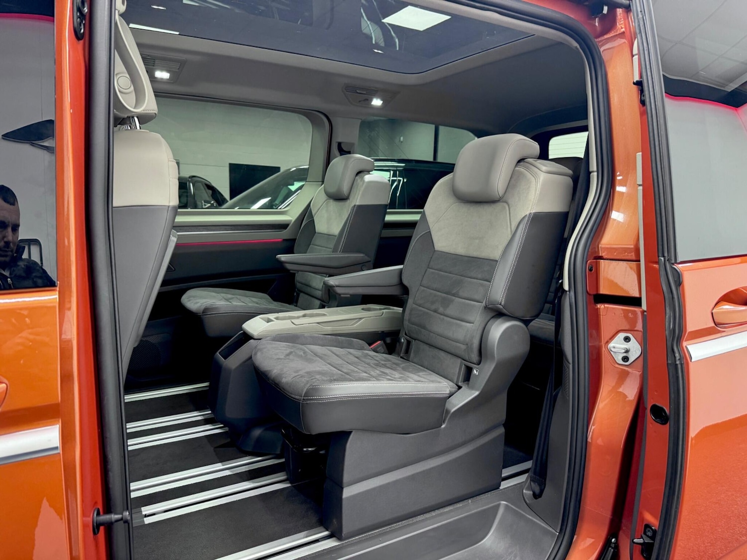 Used Volkswagen Multivan 2023 for sale - 77163242: Photo 34