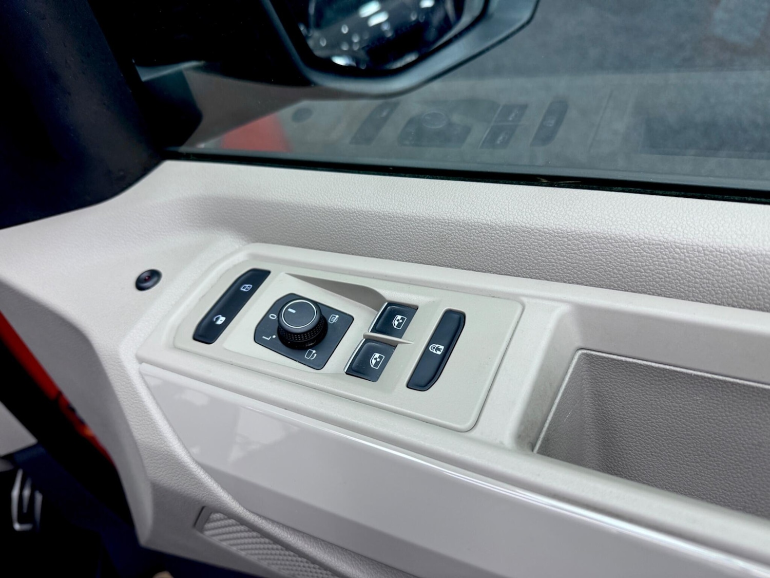 Used Volkswagen Multivan 2023 for sale - 77163242: Photo 41