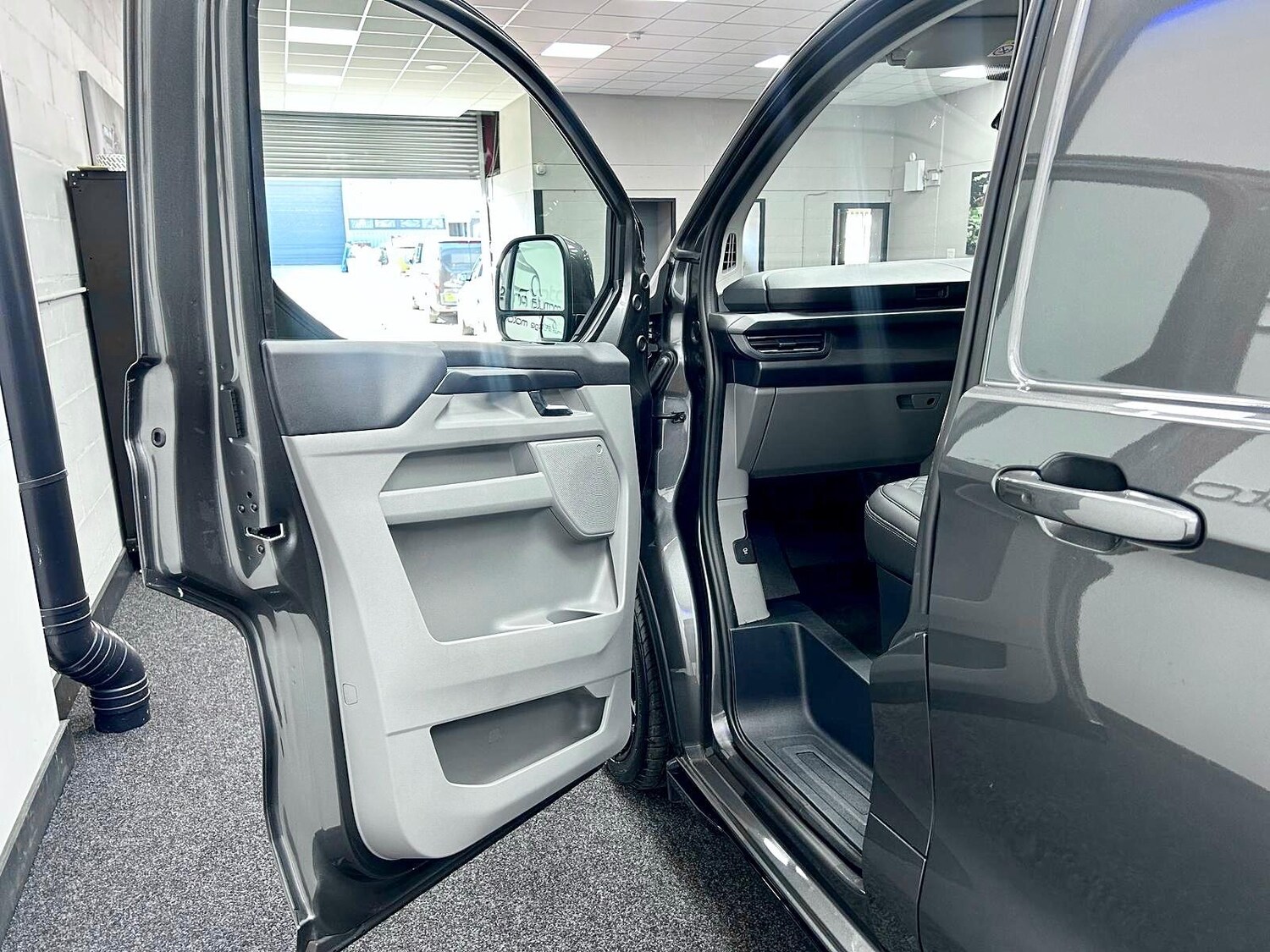 Used Ford Transit Custom 2024 for sale - 77352056: Photo 34