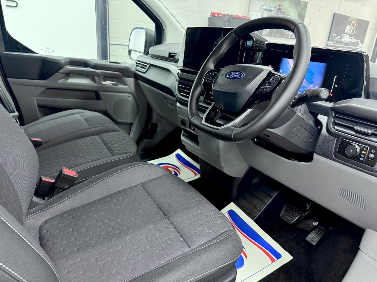 Used Ford Tourneo Custom 2024 for sale - 76573083: Photo 10