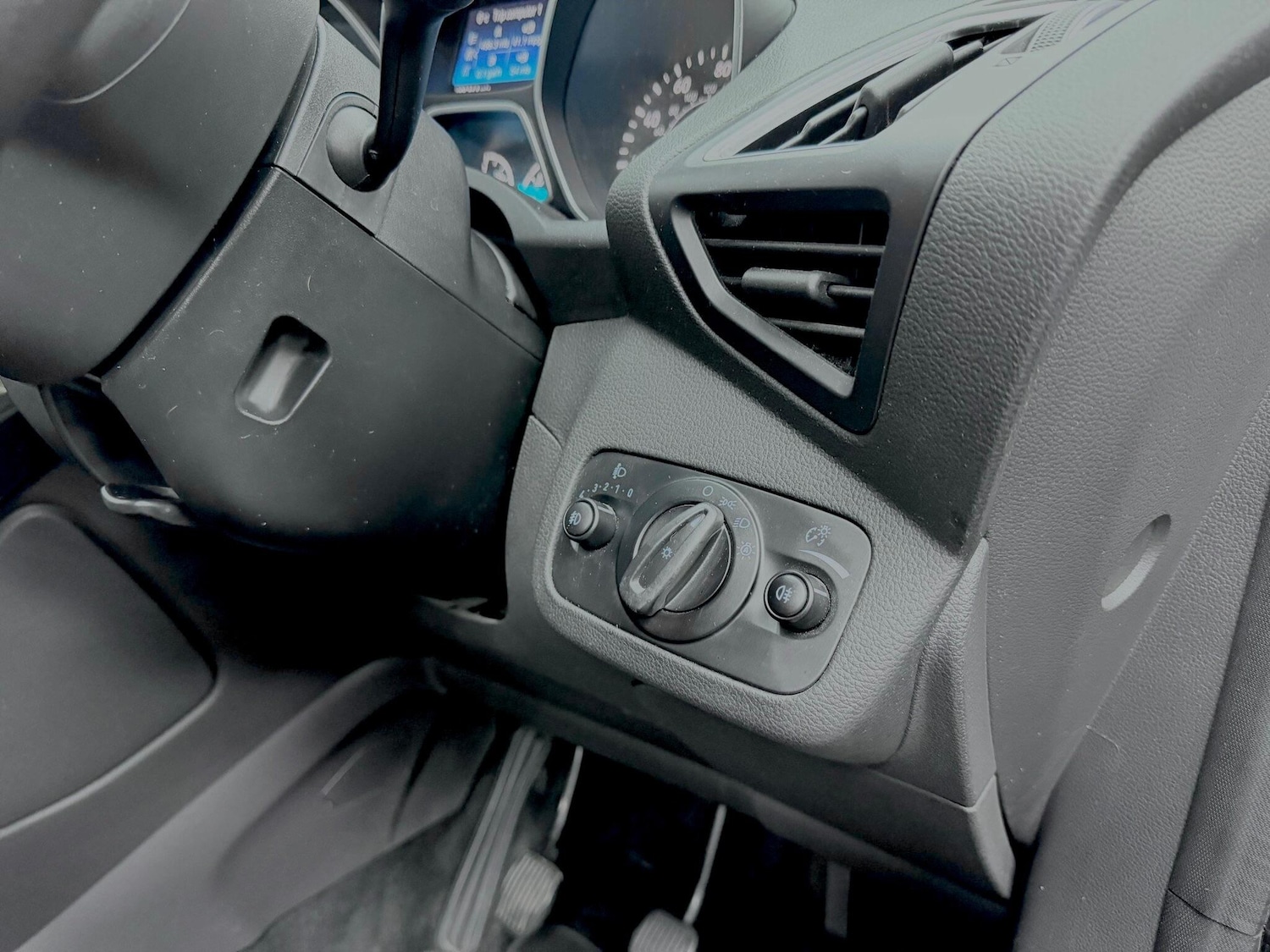 Used Ford Kuga 2017 for sale - 77120081: Photo 12