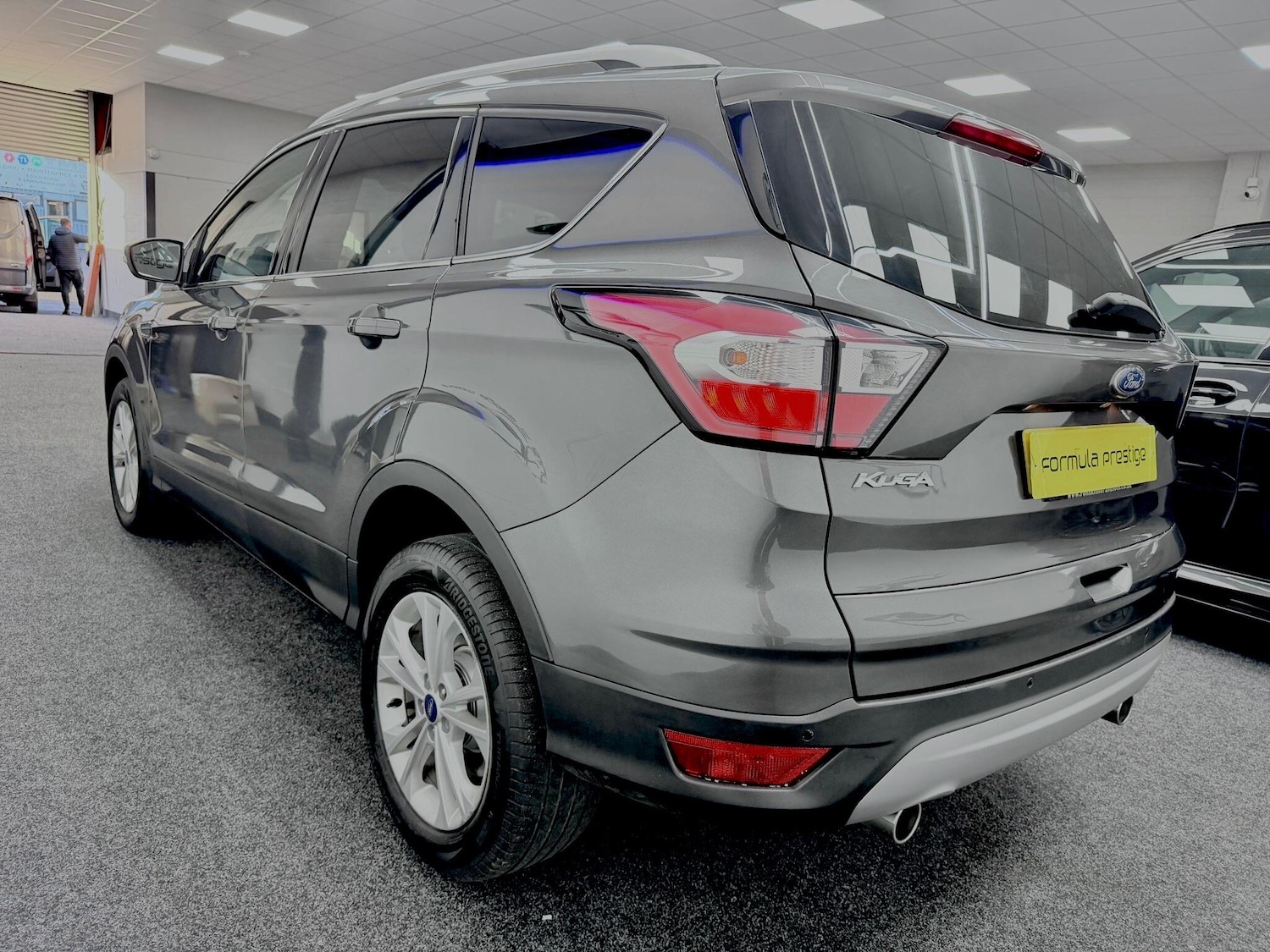 Used Ford Kuga 2017 for sale - 77120081: Photo 2