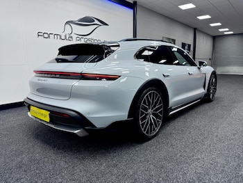 Used Porsche Taycan 2023 for sale - 78784958: Photo