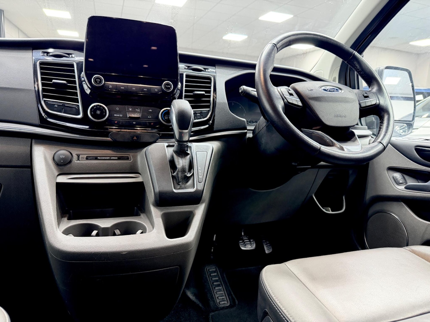 Used Ford Tourneo Custom for sale - 77926280: Photo 17