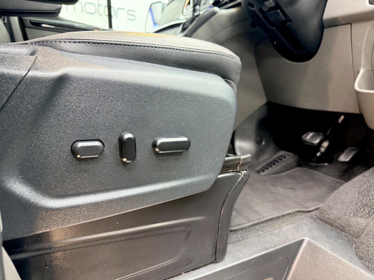 Used Ford Tourneo Custom for sale - 77926280: Photo 32