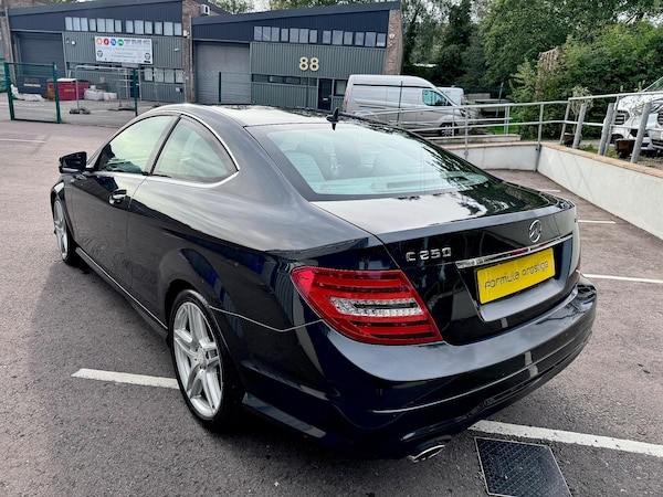 Used Mercedes-Benz C-Class 2013 for sale - 76215373: Photo 7