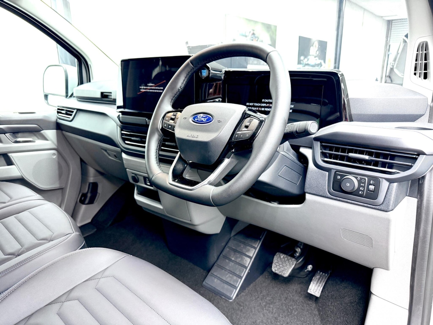 Used Ford Tourneo Custom 2026 for sale - 77838425: Photo 31