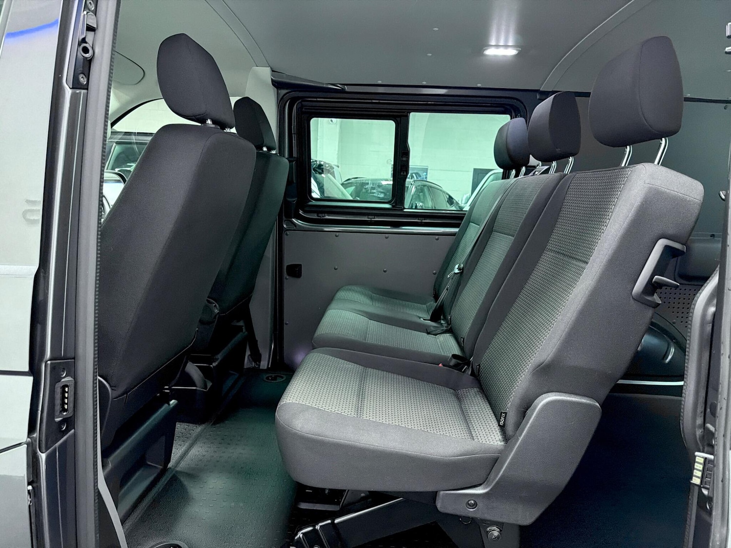 Used Volkswagen Transporter 2022 for sale - 76855680: Photo 11