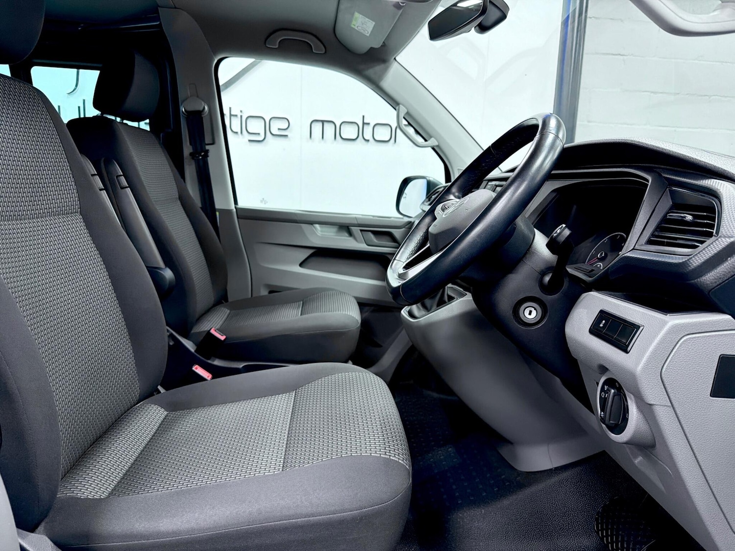 Used Volkswagen Transporter 2022 for sale - 76855680: Photo 38