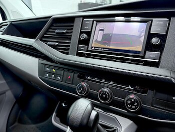 Used Volkswagen Transporter 2022 for sale - 76855680: Photo