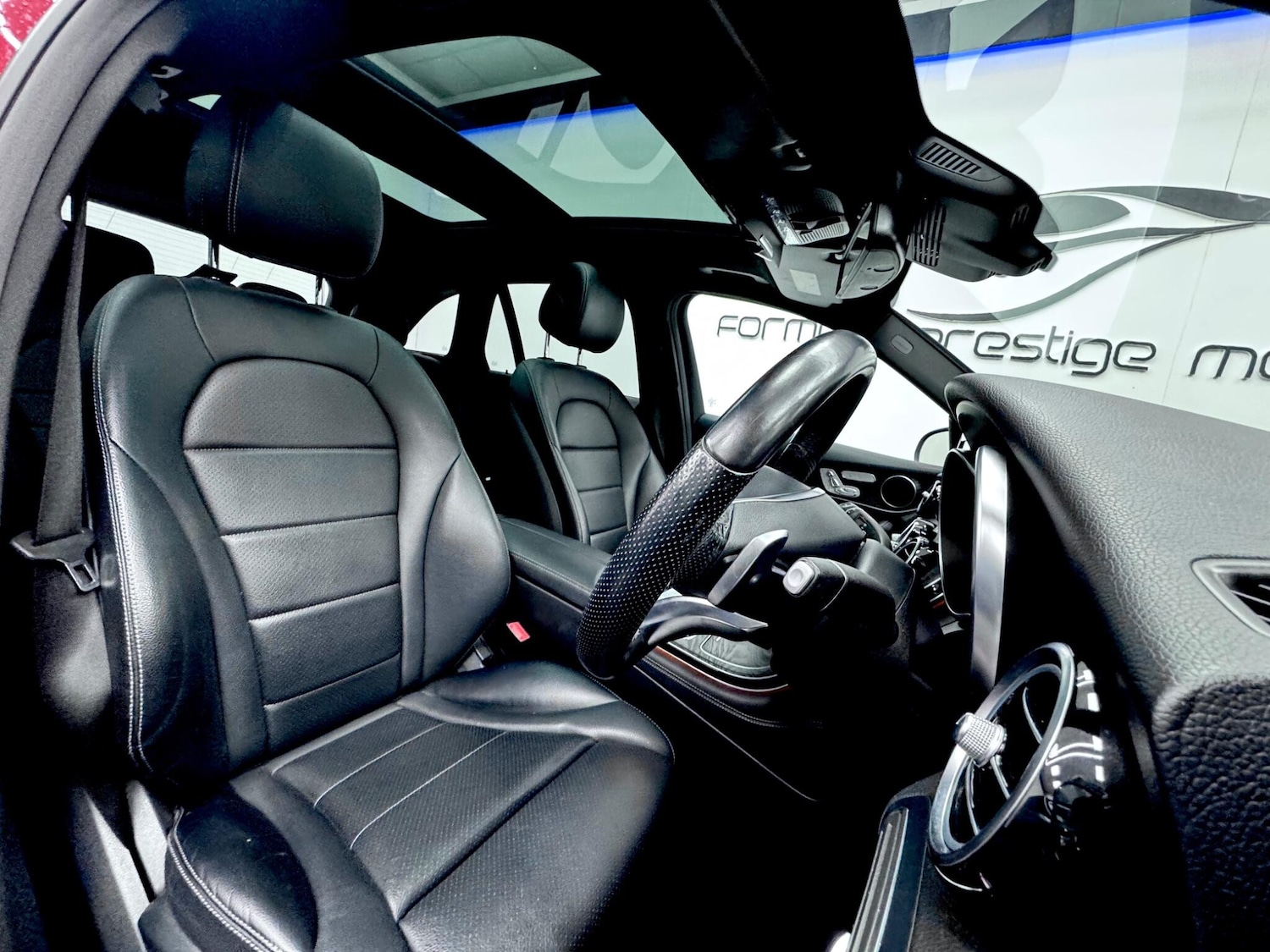 Used Mercedes-Benz GLC 2017 for sale - 78087056: Photo 2