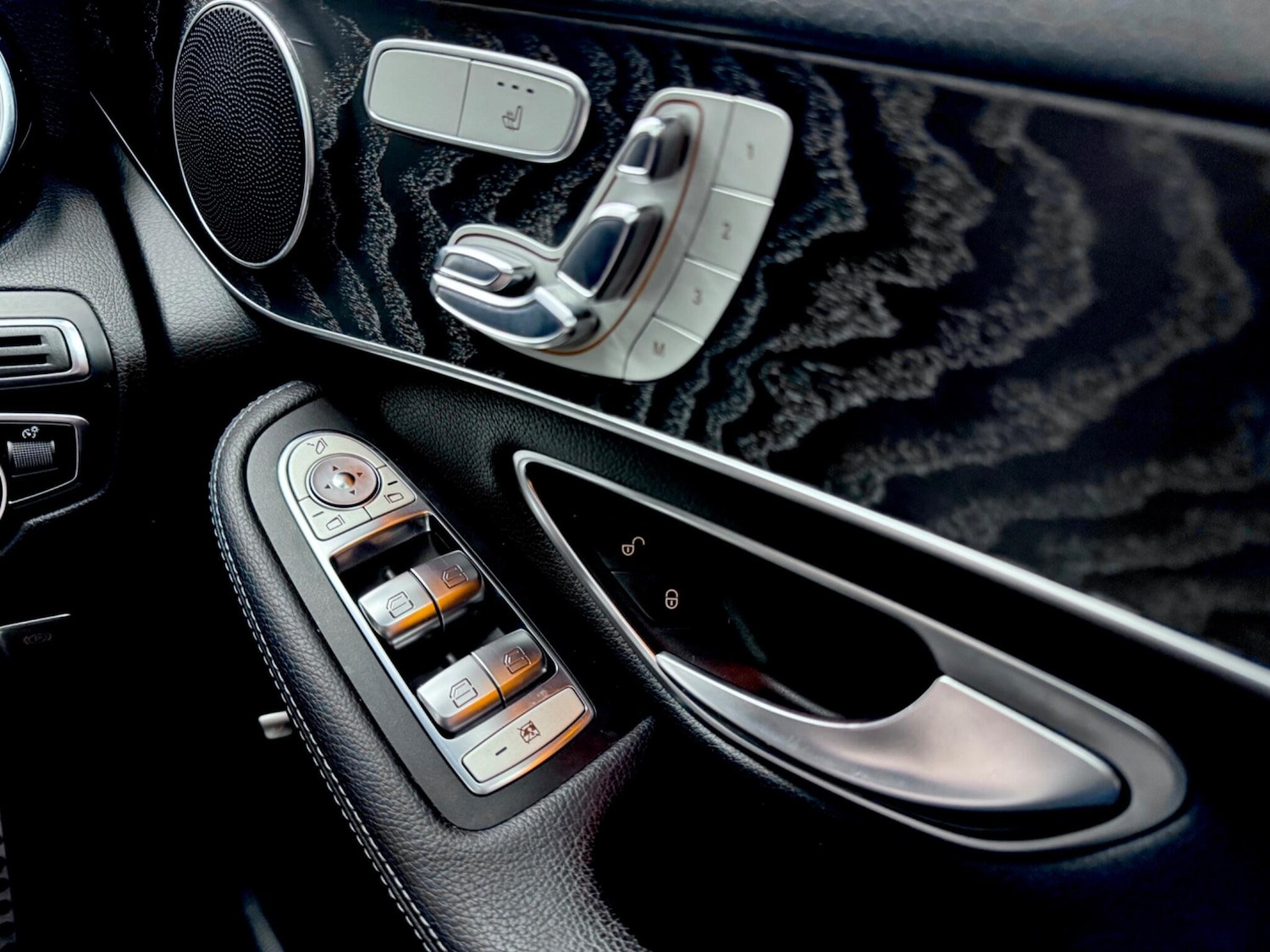 Used Mercedes-Benz GLC 2017 for sale - 78087056: Photo 36