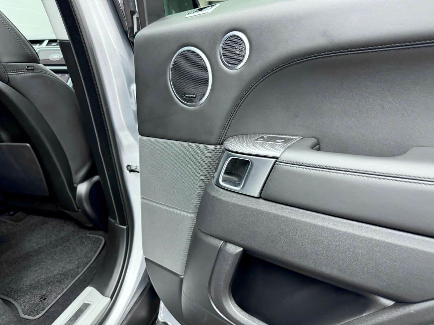 Used Land Rover Range Rover Sport for sale - 77823608: Photo 43