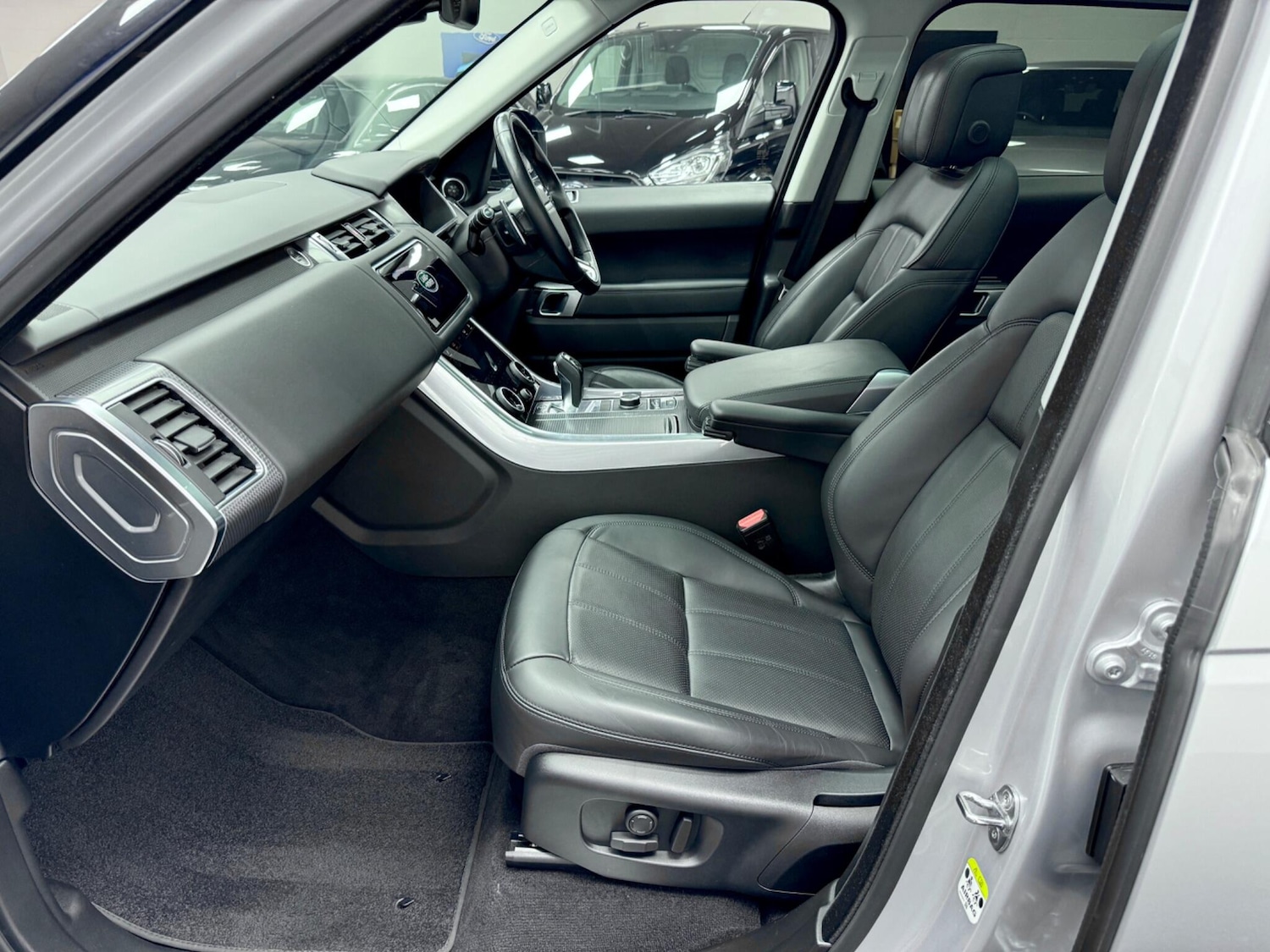 Used Land Rover Range Rover Sport for sale - 77823608: Photo 6