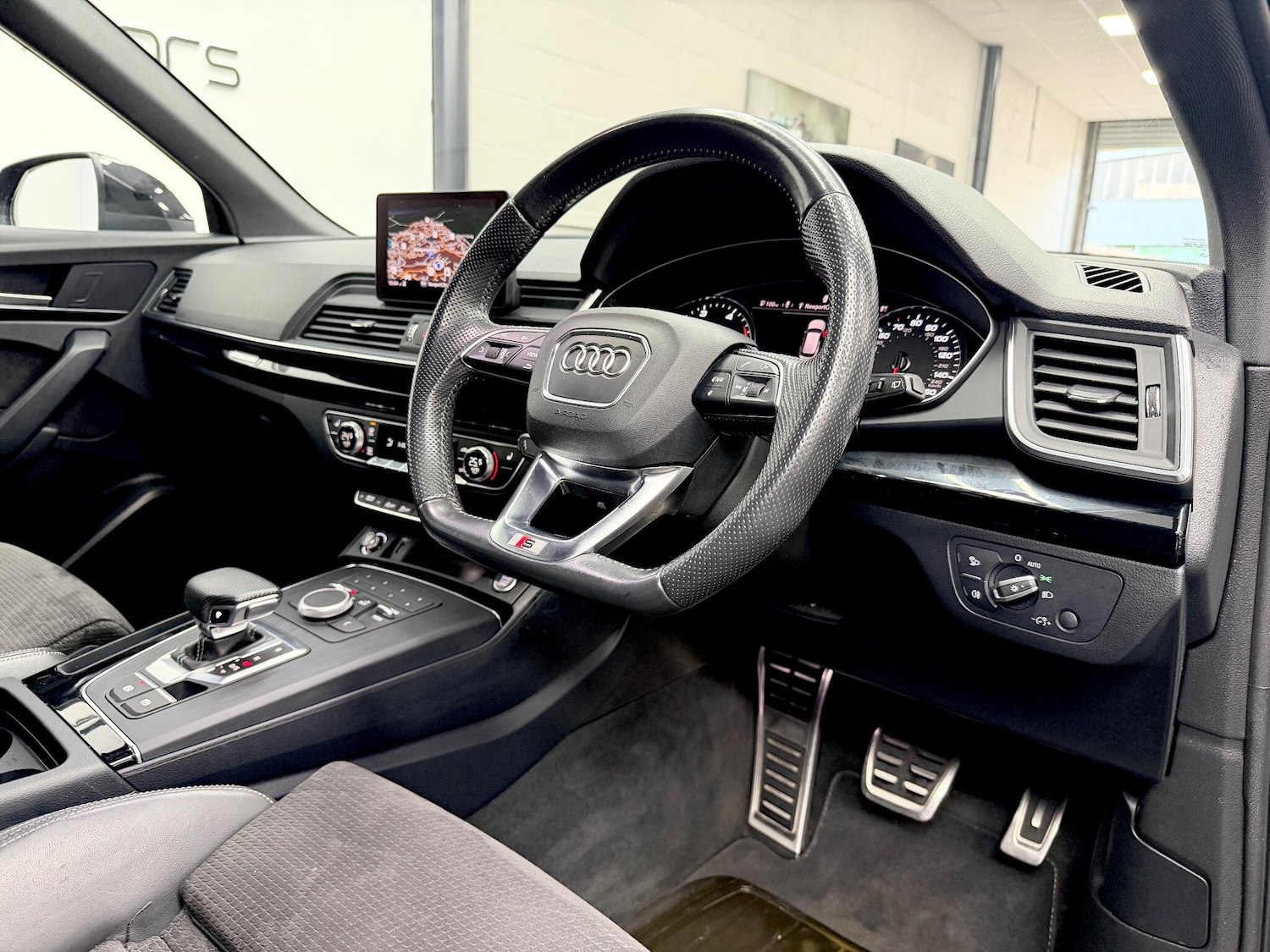 Used Audi Q5 2019 for sale - 76538519: Photo 22