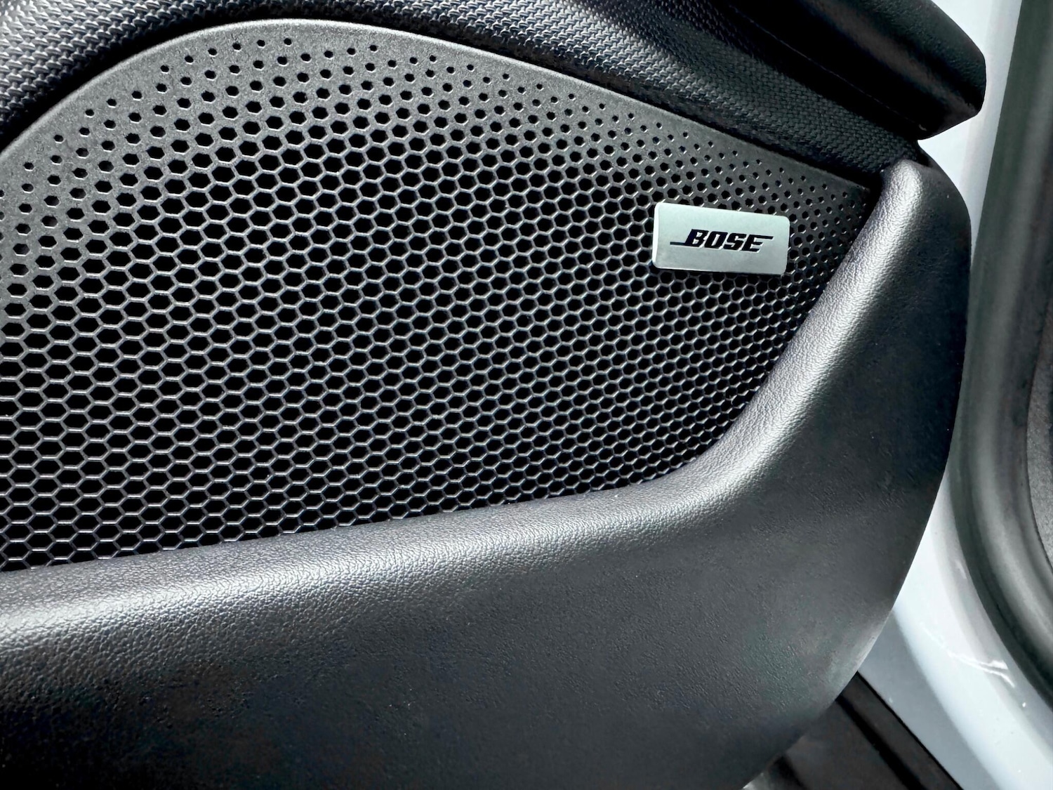 Used Porsche Taycan 2023 for sale - 77524750: Photo 10