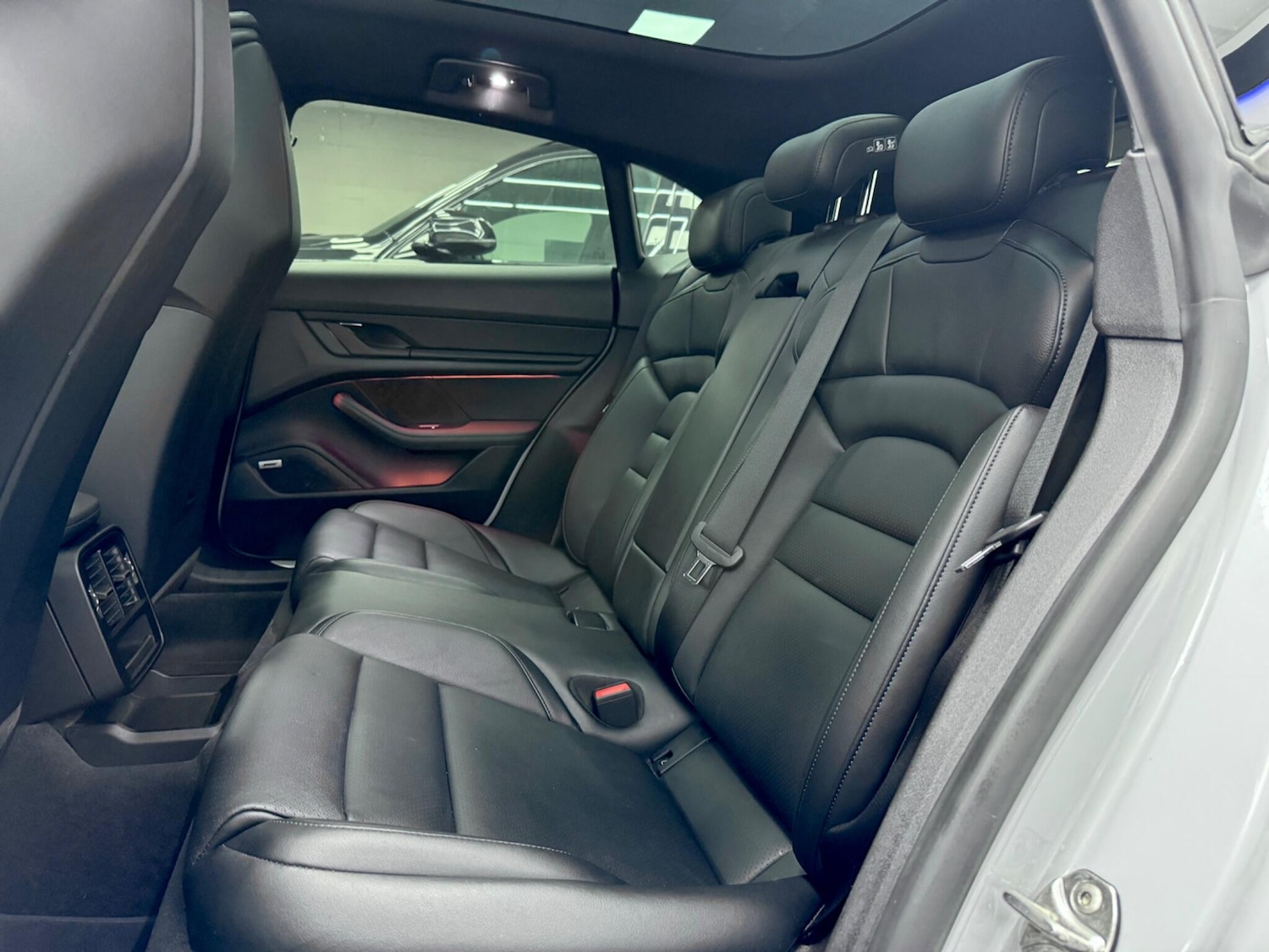 Used Porsche Taycan 2023 for sale - 77524750: Photo 27