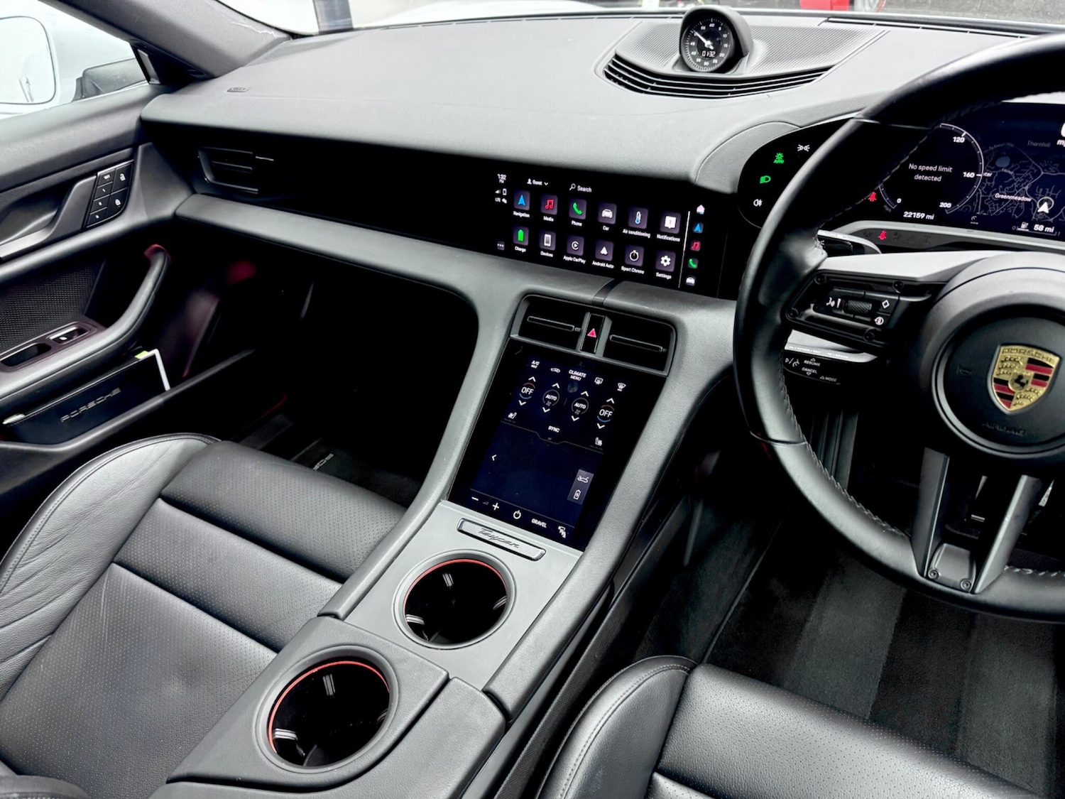 Used Porsche Taycan 2023 for sale - 77524750: Photo 40