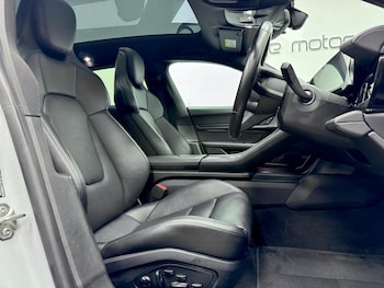 Used Porsche Taycan 2023 for sale - 77524750: Photo