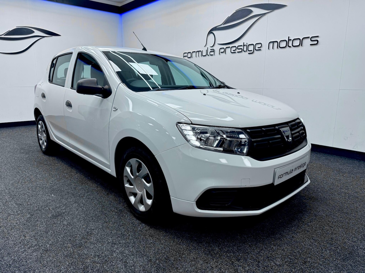 Used Dacia Sandero 2018 for sale - 76361211: Photo 1