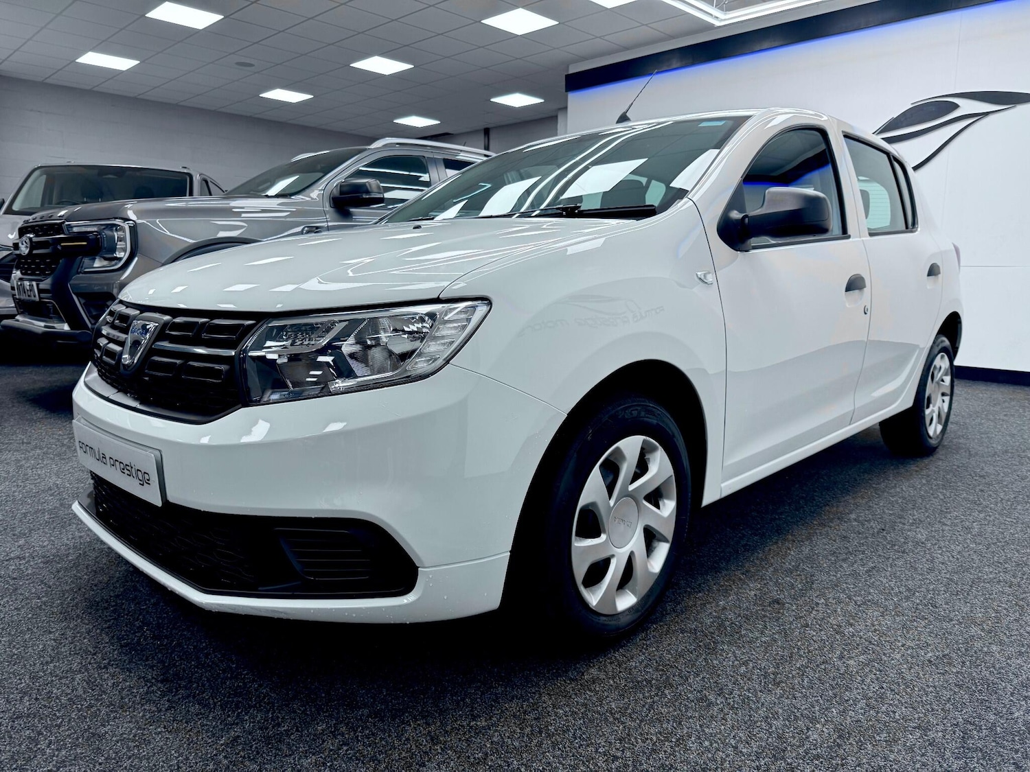Used Dacia Sandero 2018 for sale - 76361211: Photo 3