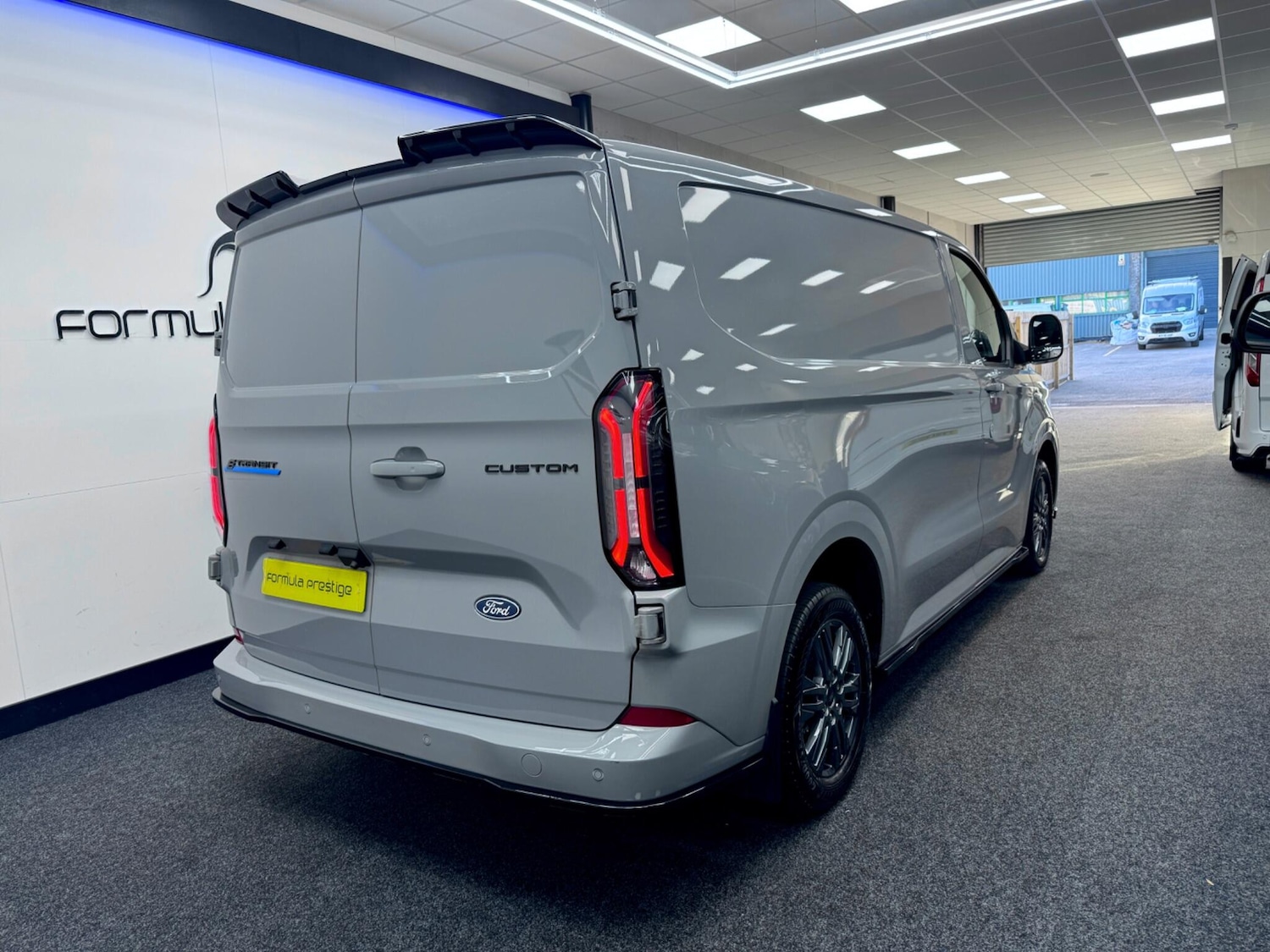 Used Ford E-Transit 2024 for sale - 76238560: Photo 29