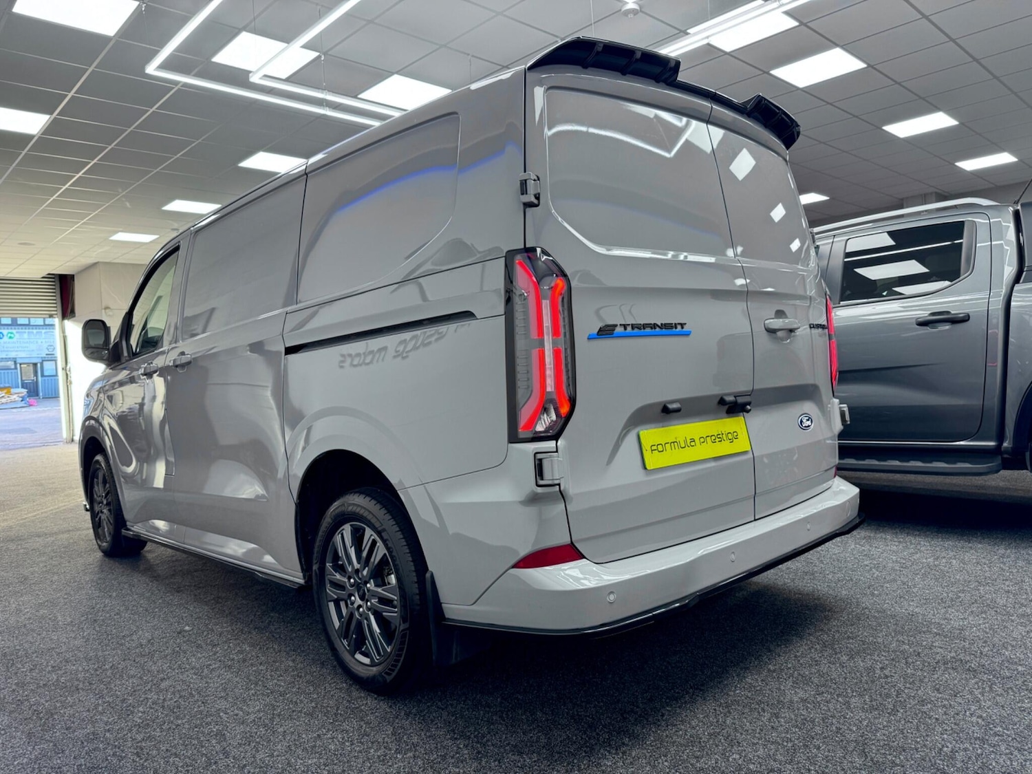 Used Ford E-Transit 2024 for sale - 76238560: Photo 31