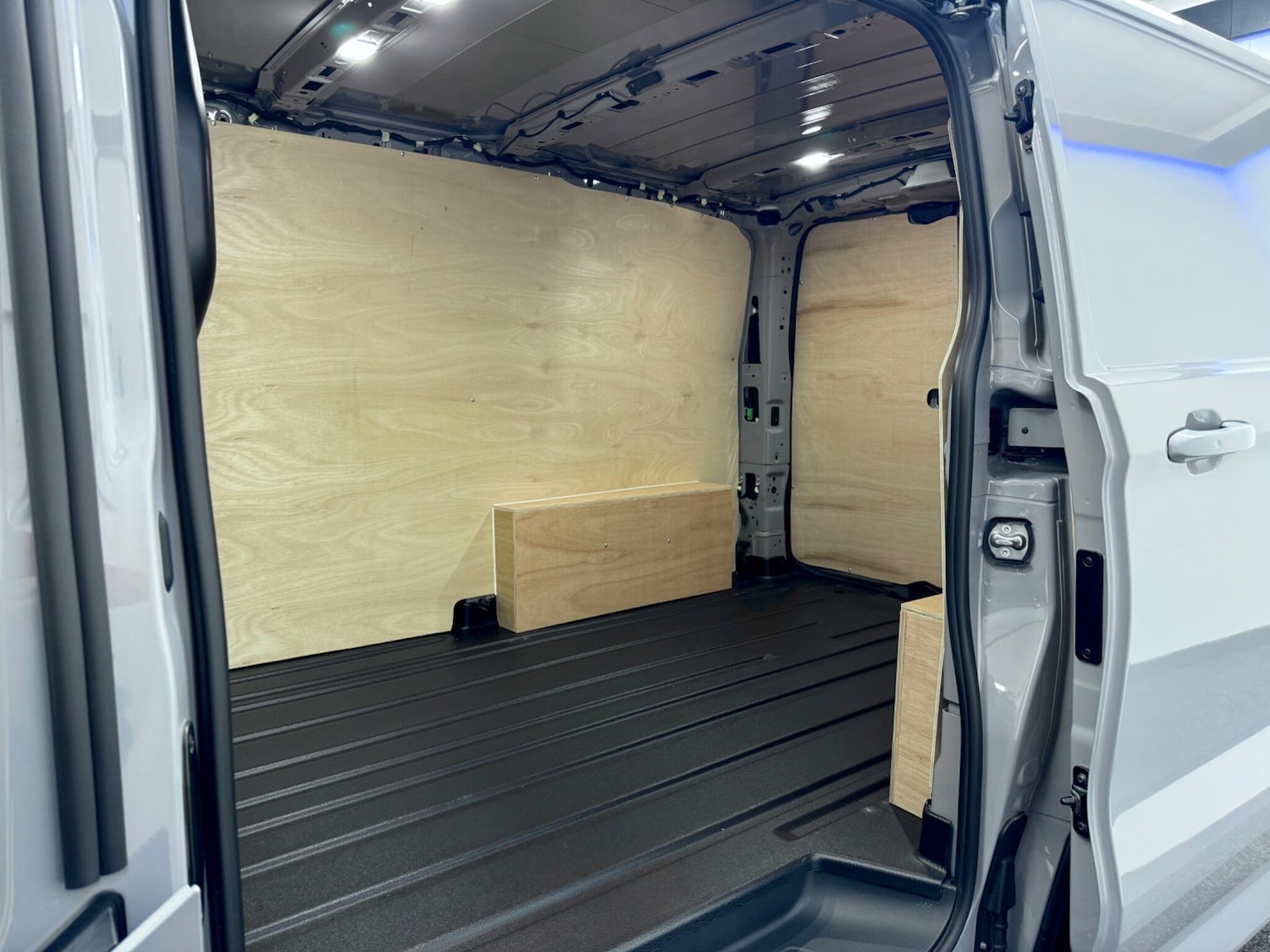 Used Ford E-Transit 2024 for sale - 76238560: Photo 33