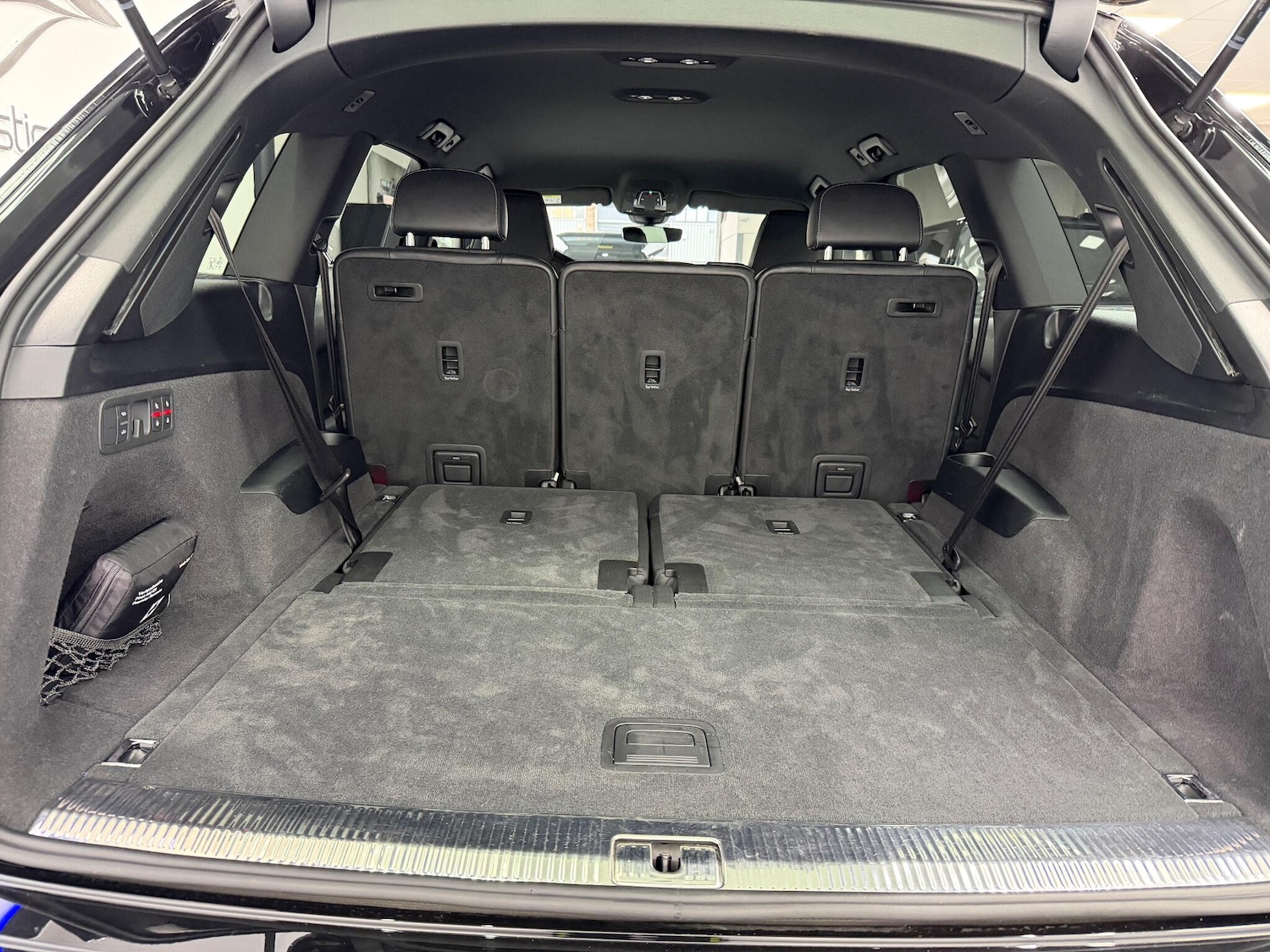 Used Audi SQ7 2023 for sale - 76538493: Photo 38