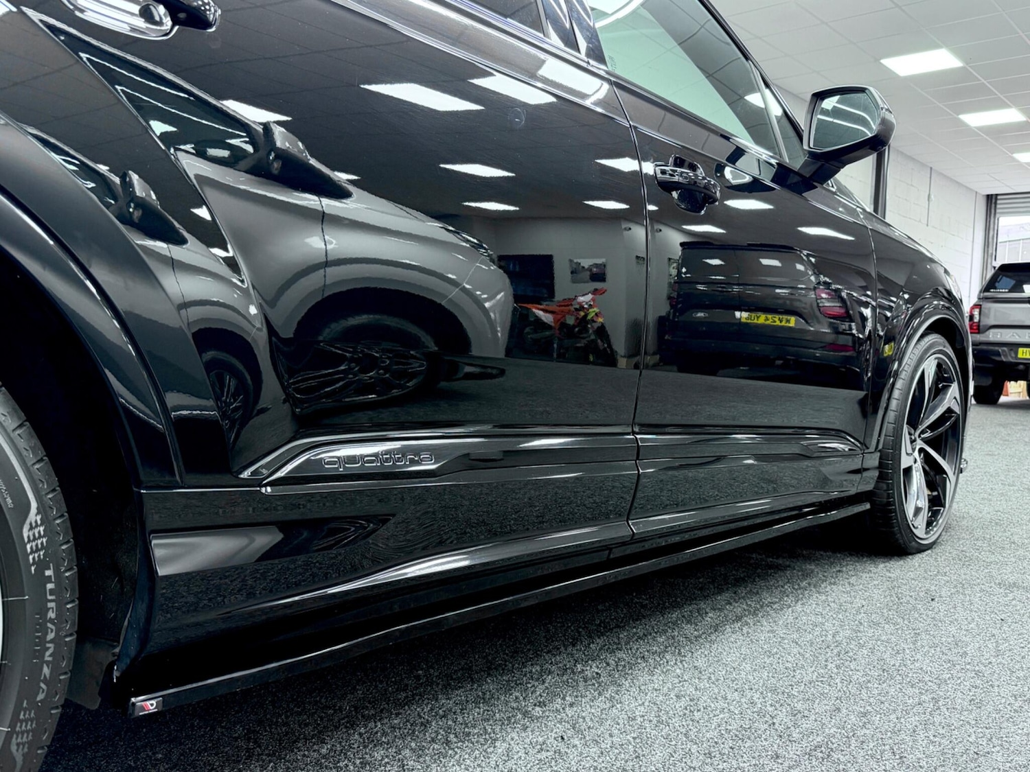 Used Audi SQ7 2023 for sale - 76538493: Photo 52