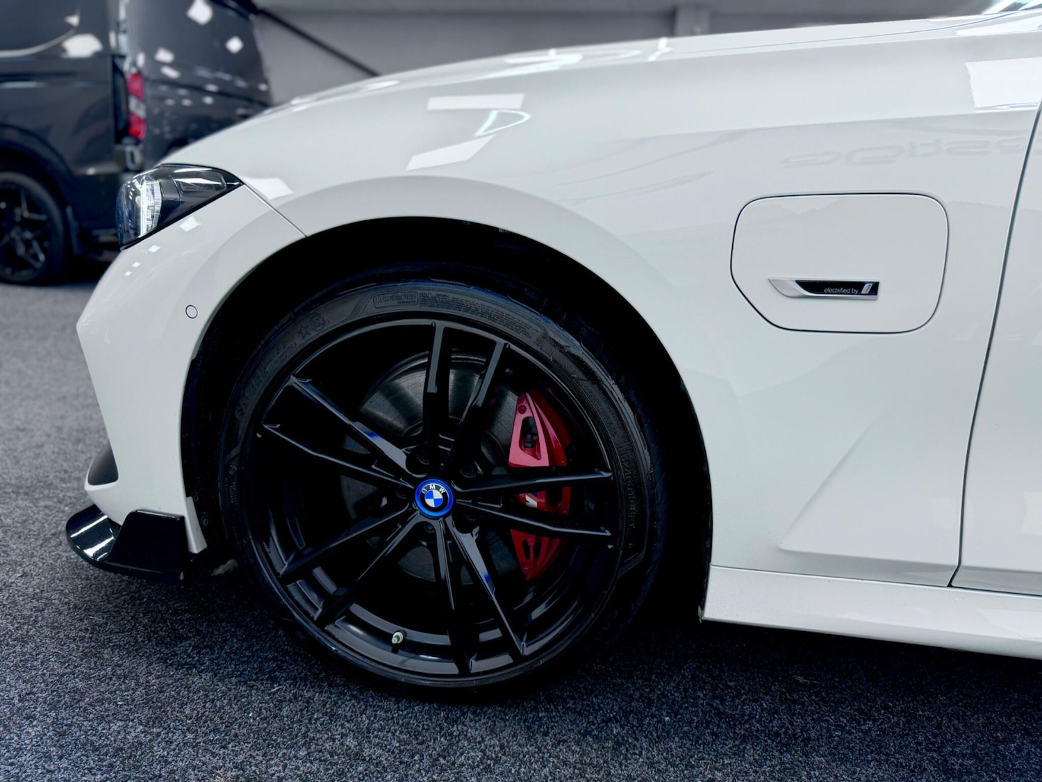 Used BMW 3 Series for sale - 76997285: Photo 32