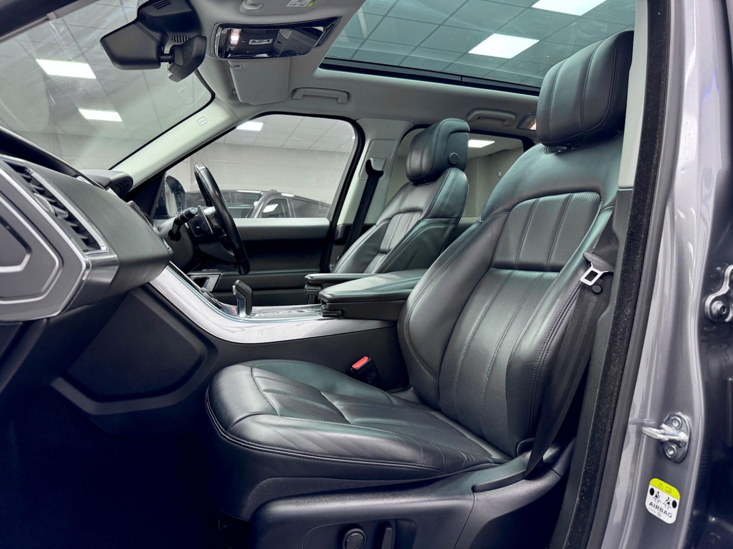 Used Land Rover Range Rover Sport 2020 for sale - 77377261: Photo 3