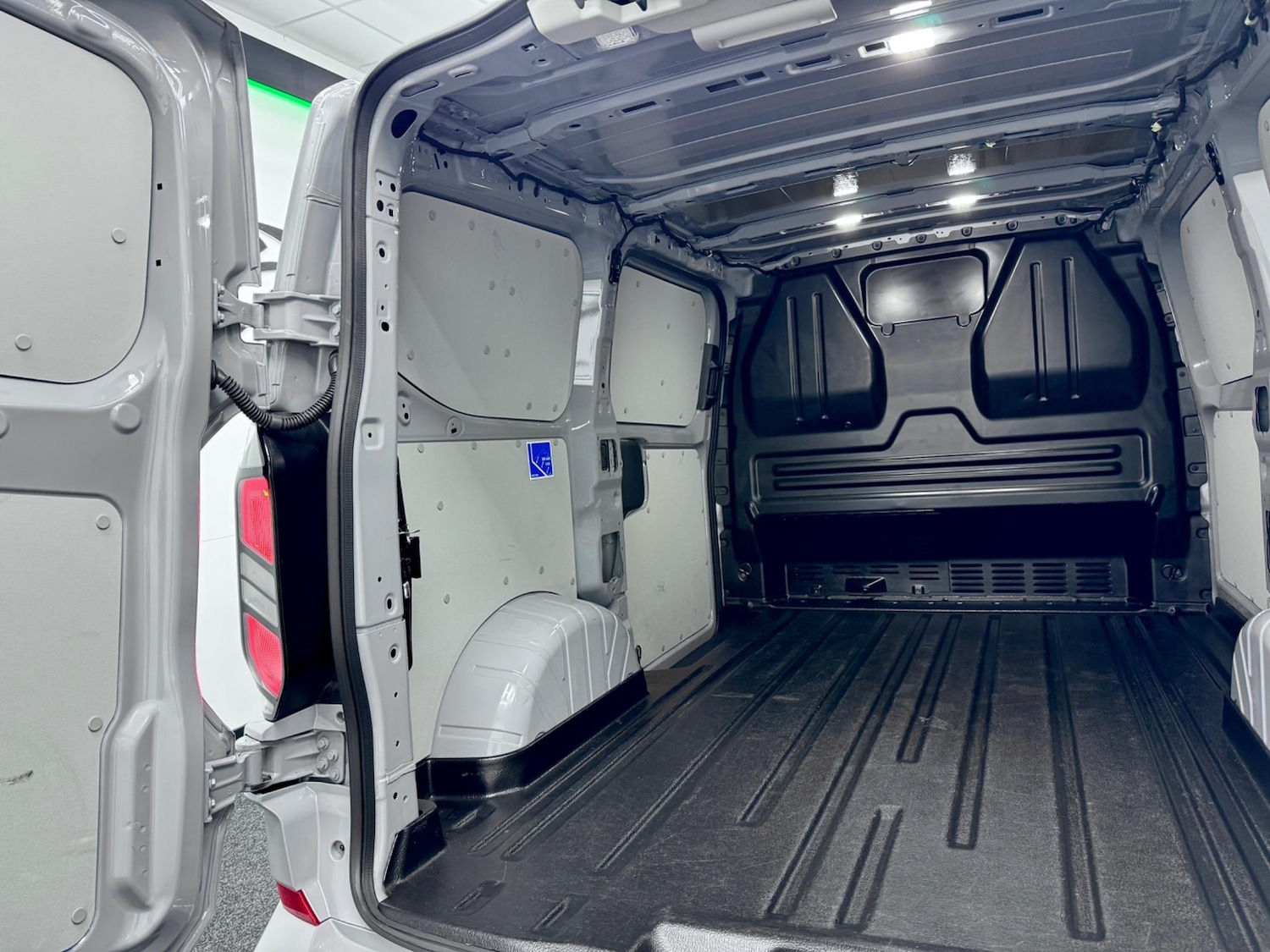 Used Ford Transit Custom for sale - 76993702: Photo 42