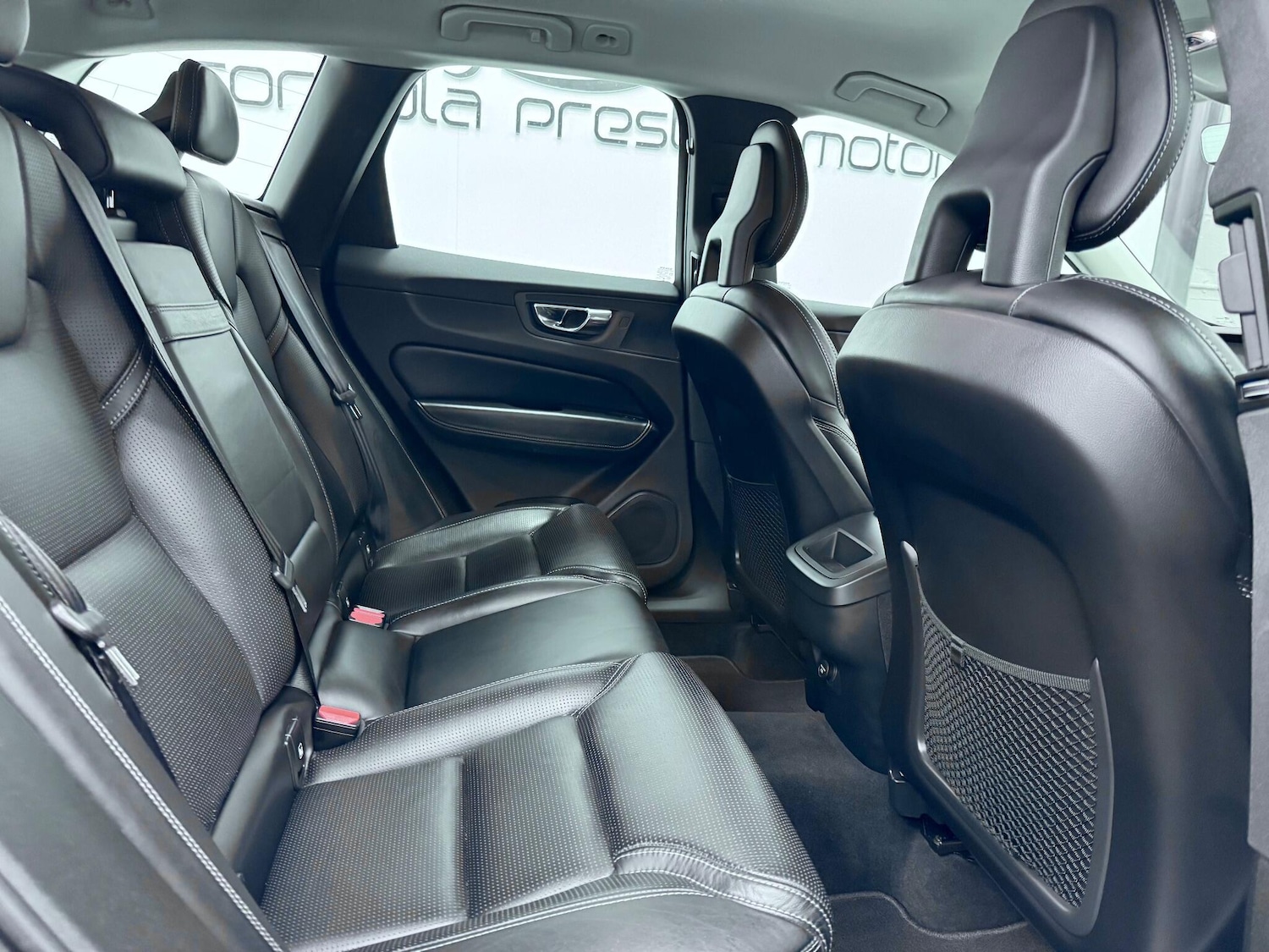 Used Volvo XC60 2017 for sale - 76457208: Photo 10