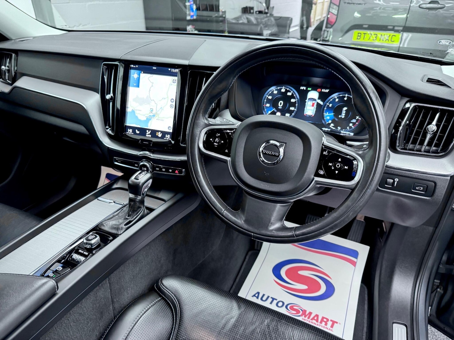 Used Volvo XC60 2017 for sale - 76457208: Photo 24