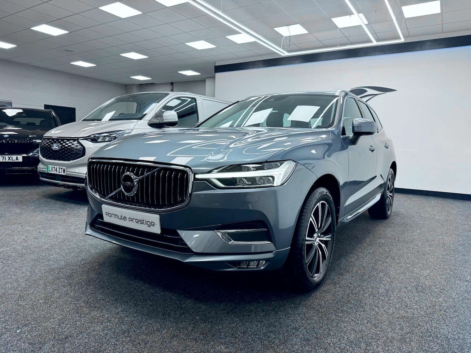 Used Volvo XC60 2017 for sale - 76457208: Photo 25